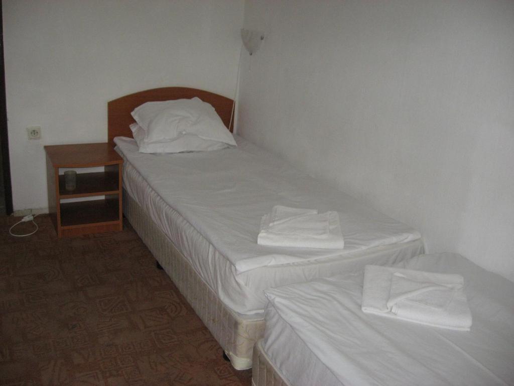 Diana Hotel Goldstrand Zimmer foto