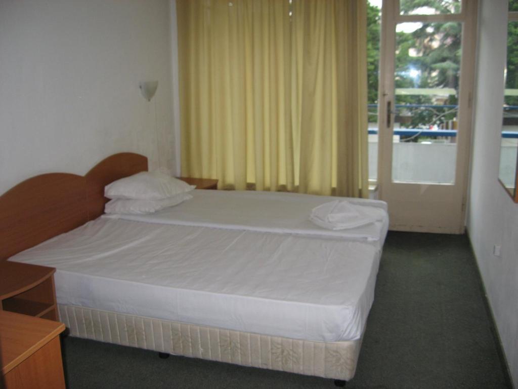 Diana Hotel Goldstrand Zimmer foto